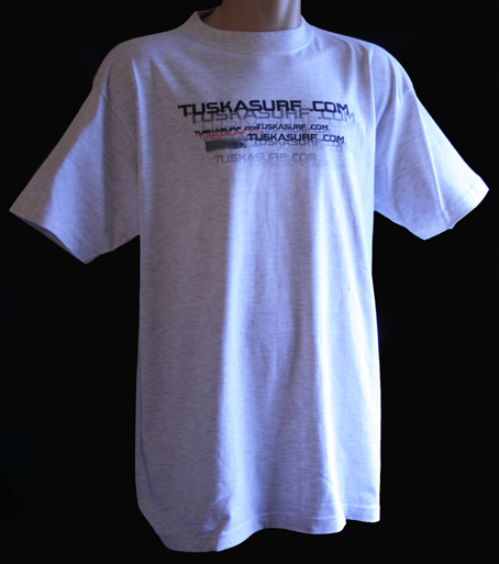 Surf clothing Tee shirt of Tuska surf Layered Text